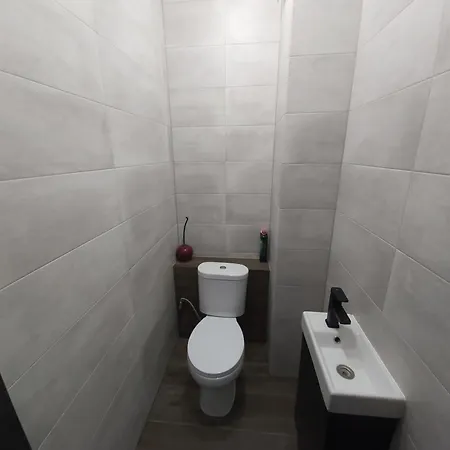 1140 Wloscianska 5 - Tanie W Apartamencie - Samodzielne Zameldowanie - Self Check In דירה פוזנן