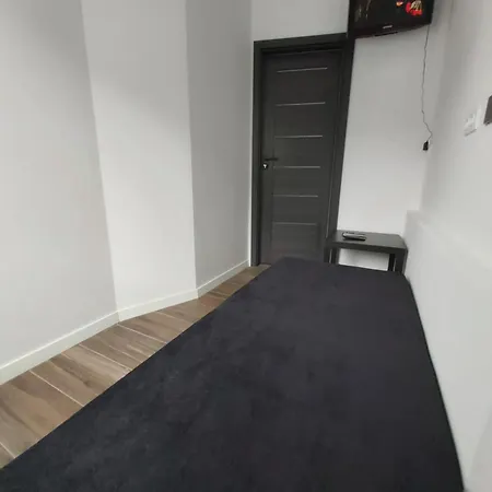 1140 Włościańska 5 - Tanie W Apartamencie - Samodzielne Zameldowanie - Self Check In Poznań