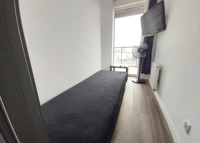 1140 Wloscianska 5 - Tanie W Apartamencie - Samodzielne Zameldowanie - Self Check In 아파트